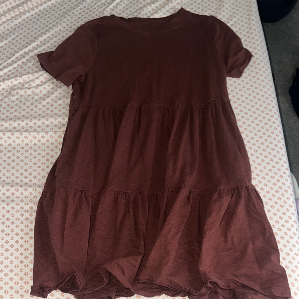 Women’s tiered Short Sleeve Dress - Maroon